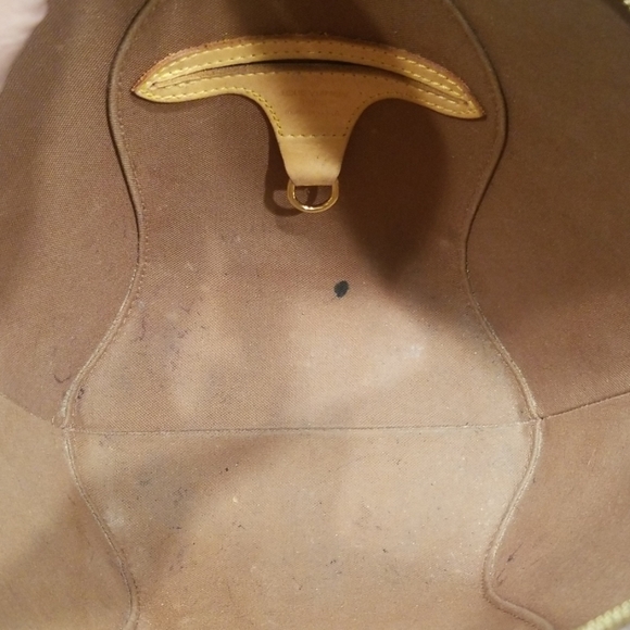 Authentic Louis Vuitton Ellipse - Picture 7 of 8